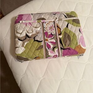 Vera Bradley Quilted Table/ IPad Crossbody Case